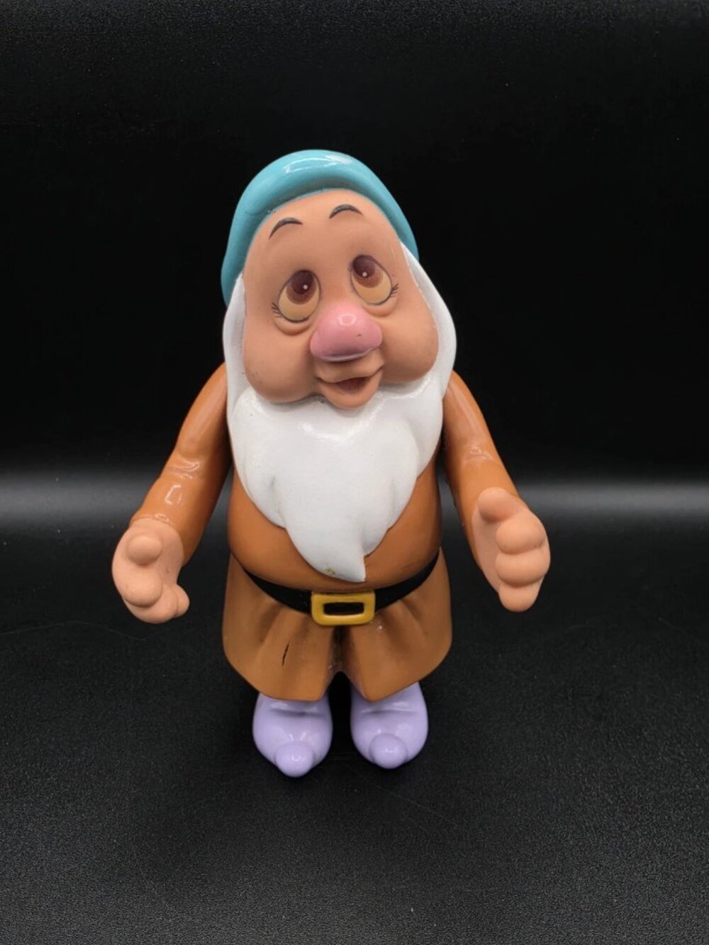 Vintage Disney Snow White Seven Dwarfs 6” Vinyl Plastic Toy Sleepy Made Thailand